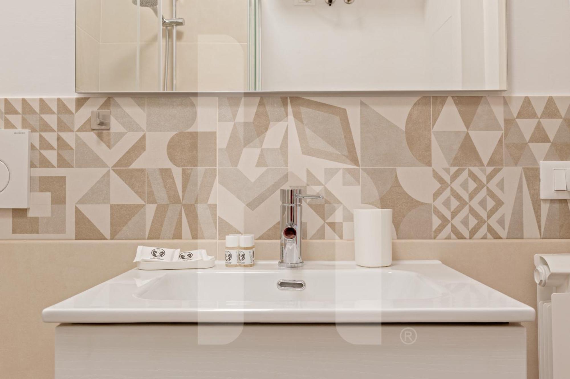 Apartment Homiday- New Apt- Free Parking- Aeroporto - Ospedale Pisa